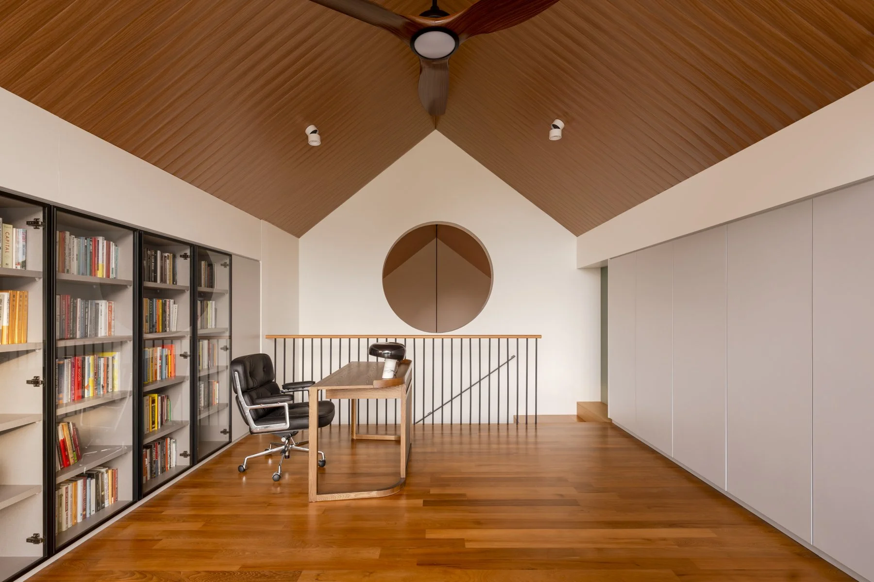 DYP_TStudioArchitects_House41_048-Enhanced-NR.jpg