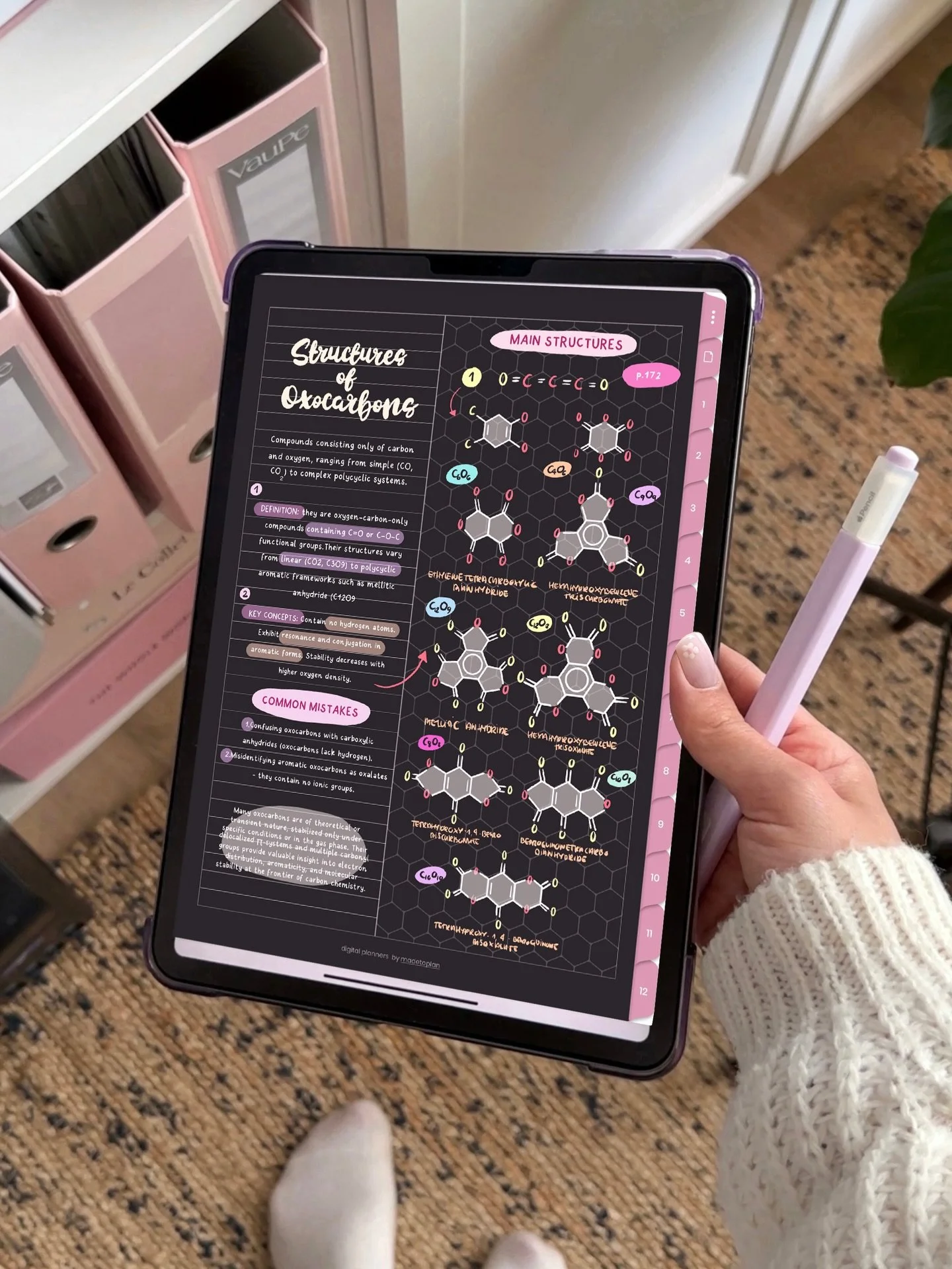 Who said study notes have to be boring? 😂😍💗 comment NOTES below and I will sent you more details about the new hexagonal templates! ✏️👩🏼&zwj;💻🎓✨

Swipe left for some note taking ASMR 🥰✏️📓💞✨

Using my new Dark Mode Notebooks and my Handwritt