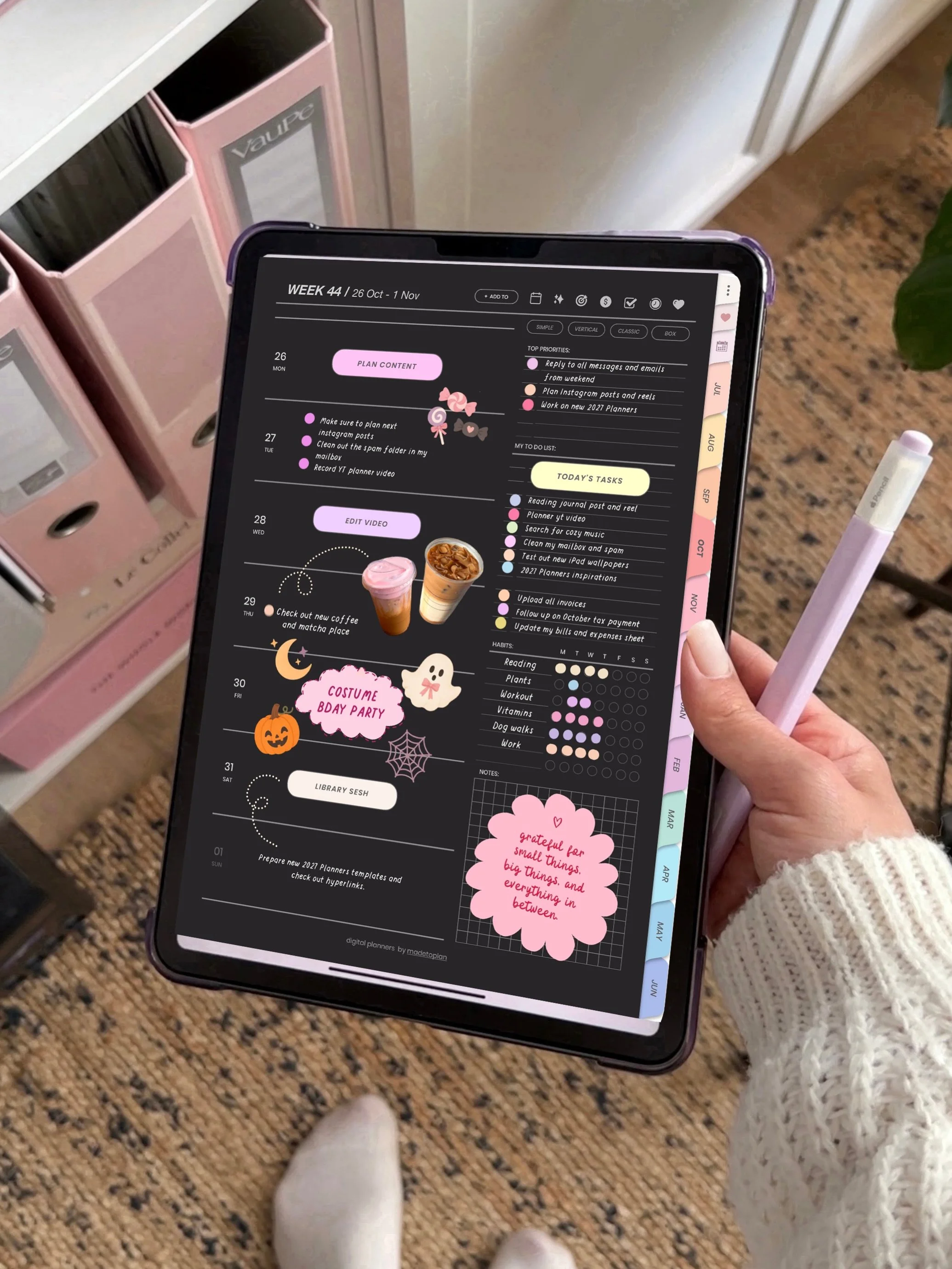 My dark mode planner is getting a little spooky 🖤👻✨ comment PLANNER below and I will DM you the planner I use and how to get free Spooky Stickers 🎃👻🦇🕸️🔮

Swipe left for some note-taking ASMR ✏️📓💖

Using my new 2026-2027 Planner and my Handwr