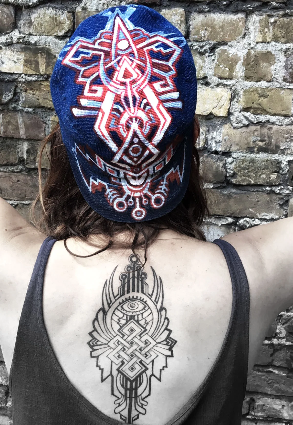 handpainted-caps-julia-pandit-jannasch-festival-geometric-pattern-unique-one-of-a-kind-20.jpg
