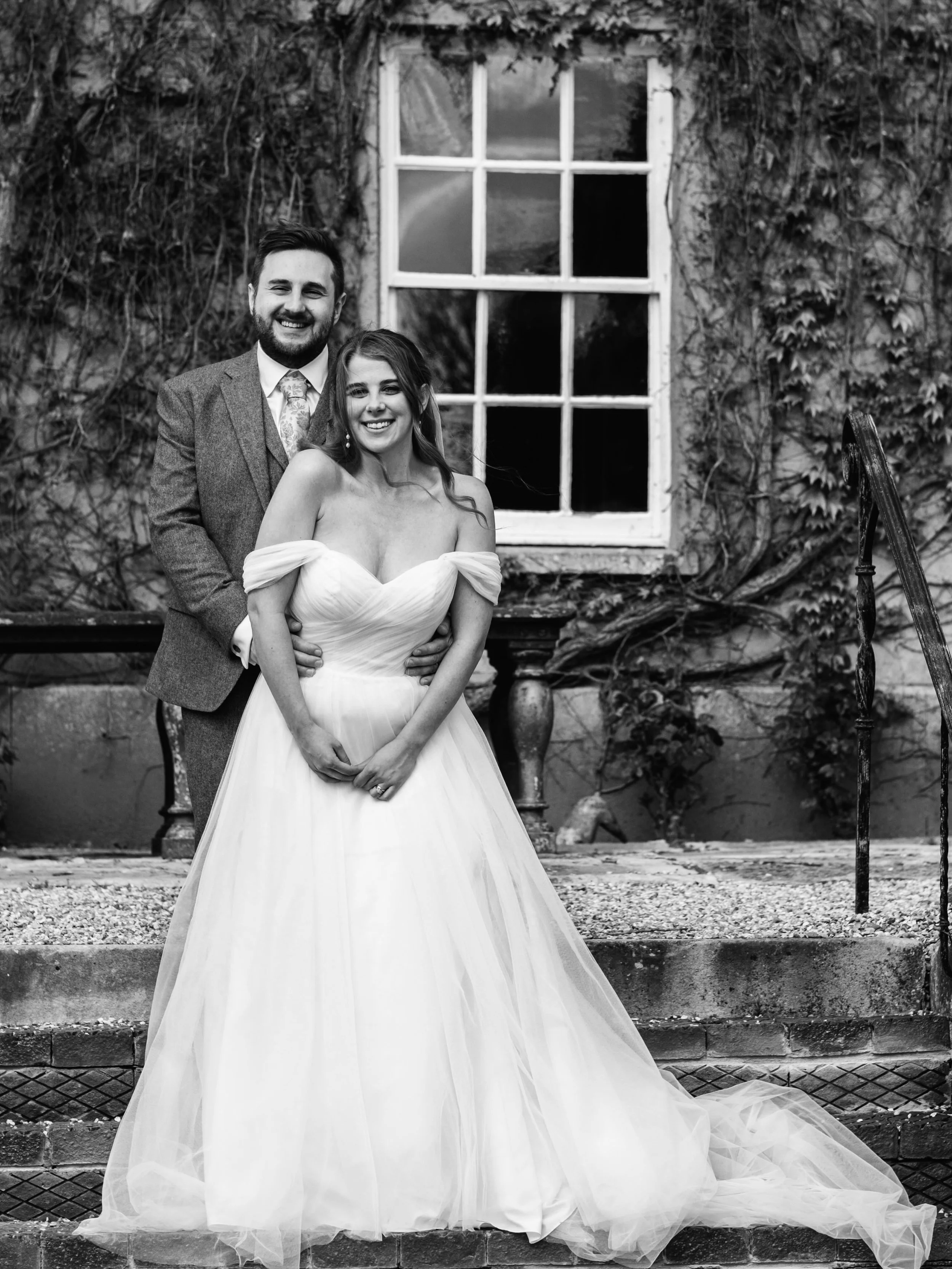 Molly &amp; Jack 🤍

What a glorious, sunshine-filled day we had celebrating Molly and Jack at Pennard House. It was the perfect setting for such a beautiful couple, with an outdoor ceremony surrounded by their family and friends.

Molly and Jack met