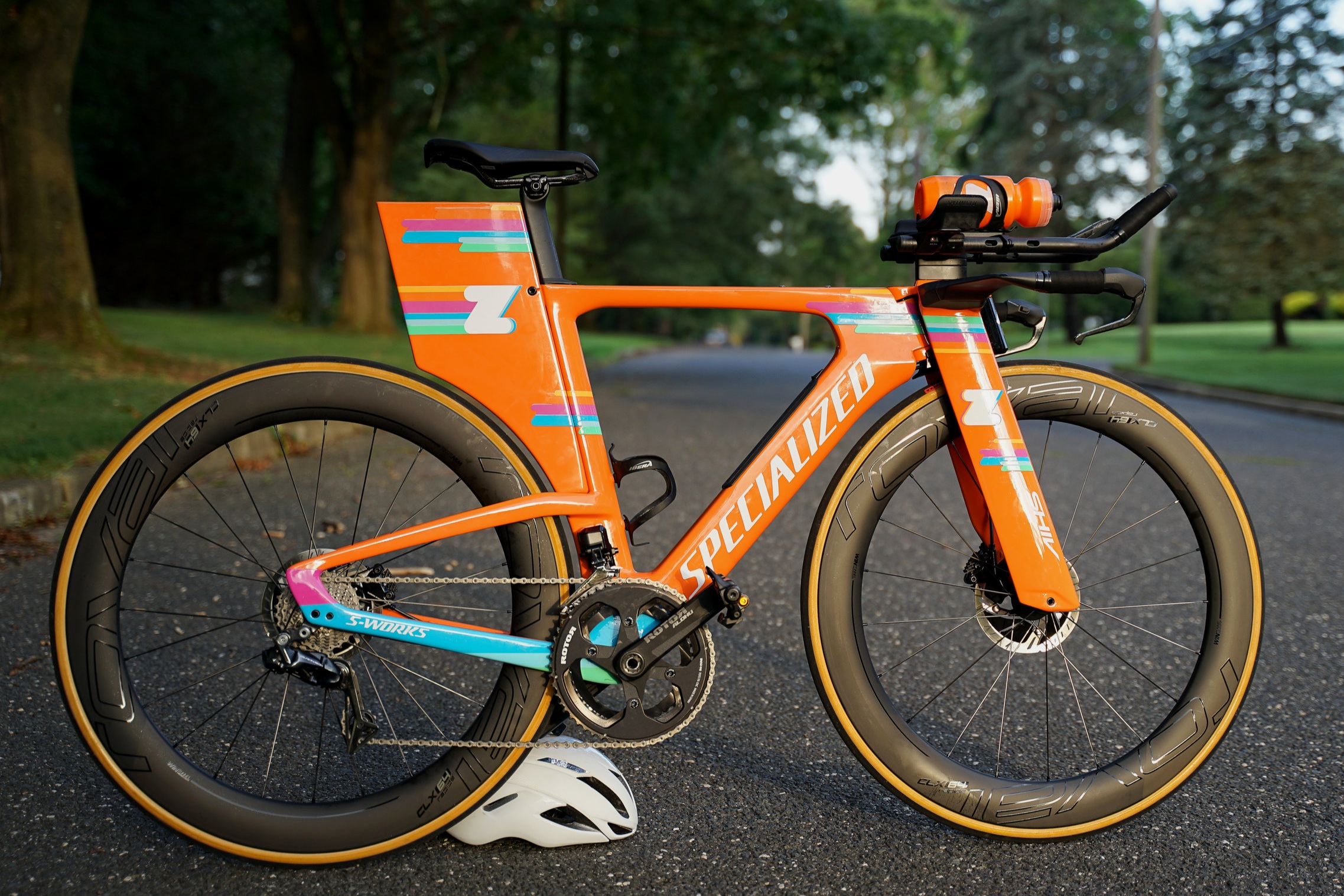 An inside look at the Specialized Zwift Academy Shiv Disc — Full Send Tri