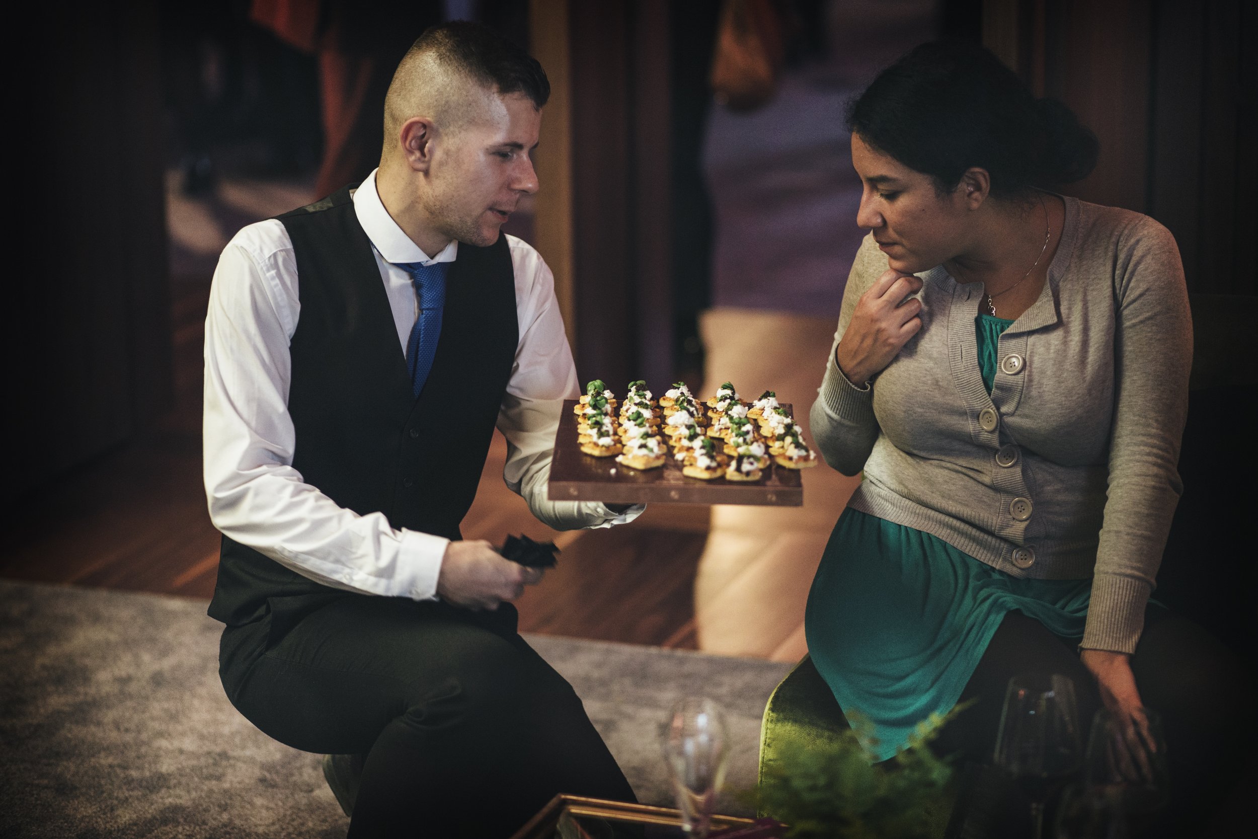 Guests discovering our canapes