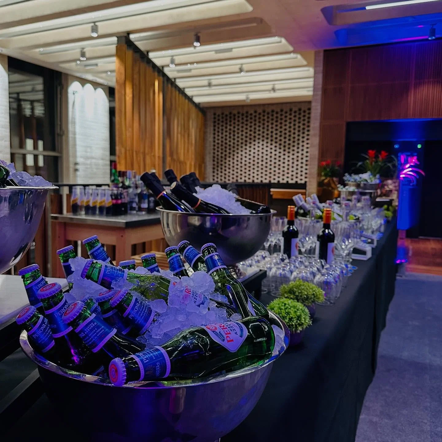 📌 Looking for a venue that makes your event unforgettable? We&rsquo;ve got you covered ✨✨ @eventsno6 ✨✨ A huge thank you to @danielpriestley for choosing Events@No6 for this special night! Your story inspired us all 💫