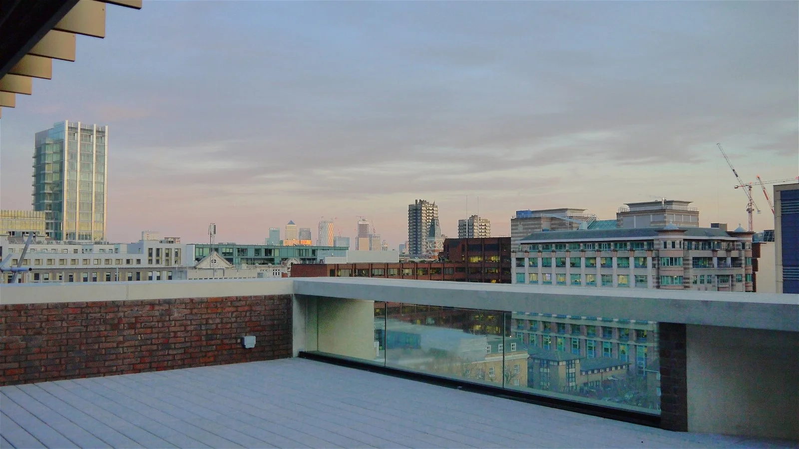 south Terrace (Canary Wharf) (2).jpeg