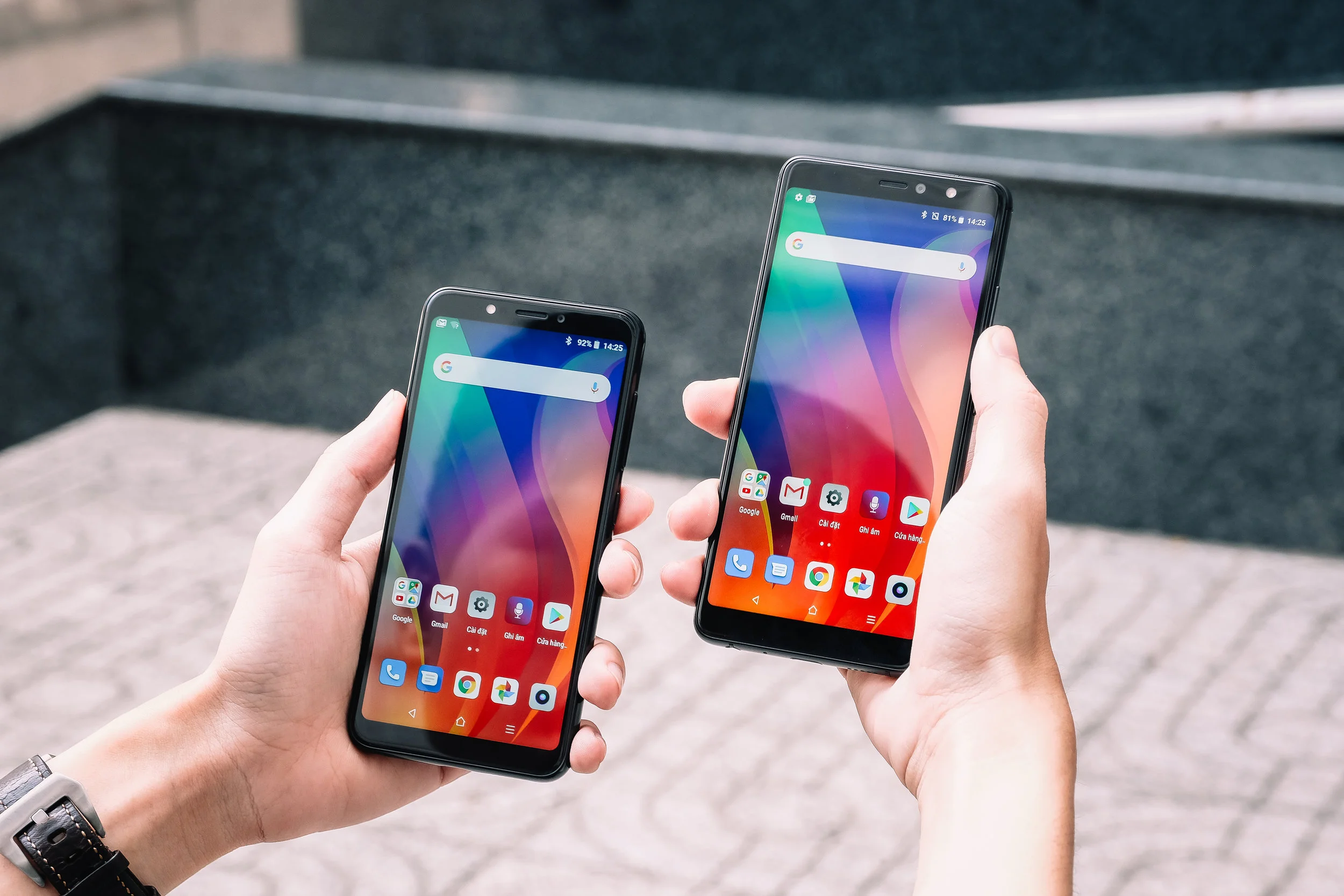Do mobile phones emit radiation?  Phones and your health