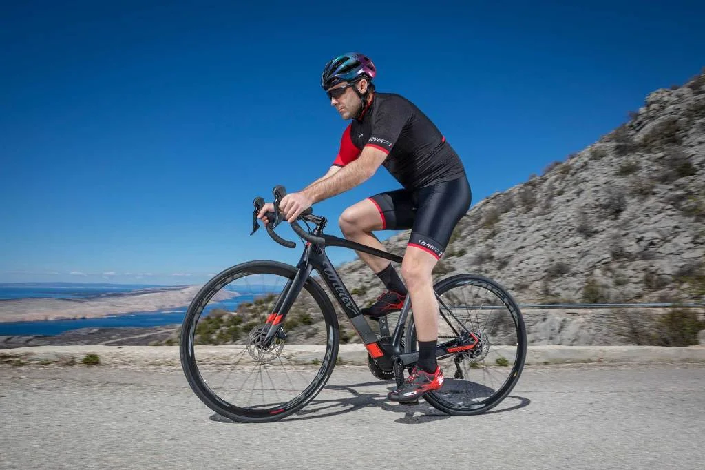 wilier-cento-1-hybrid-electric-road-bike-1.jpg