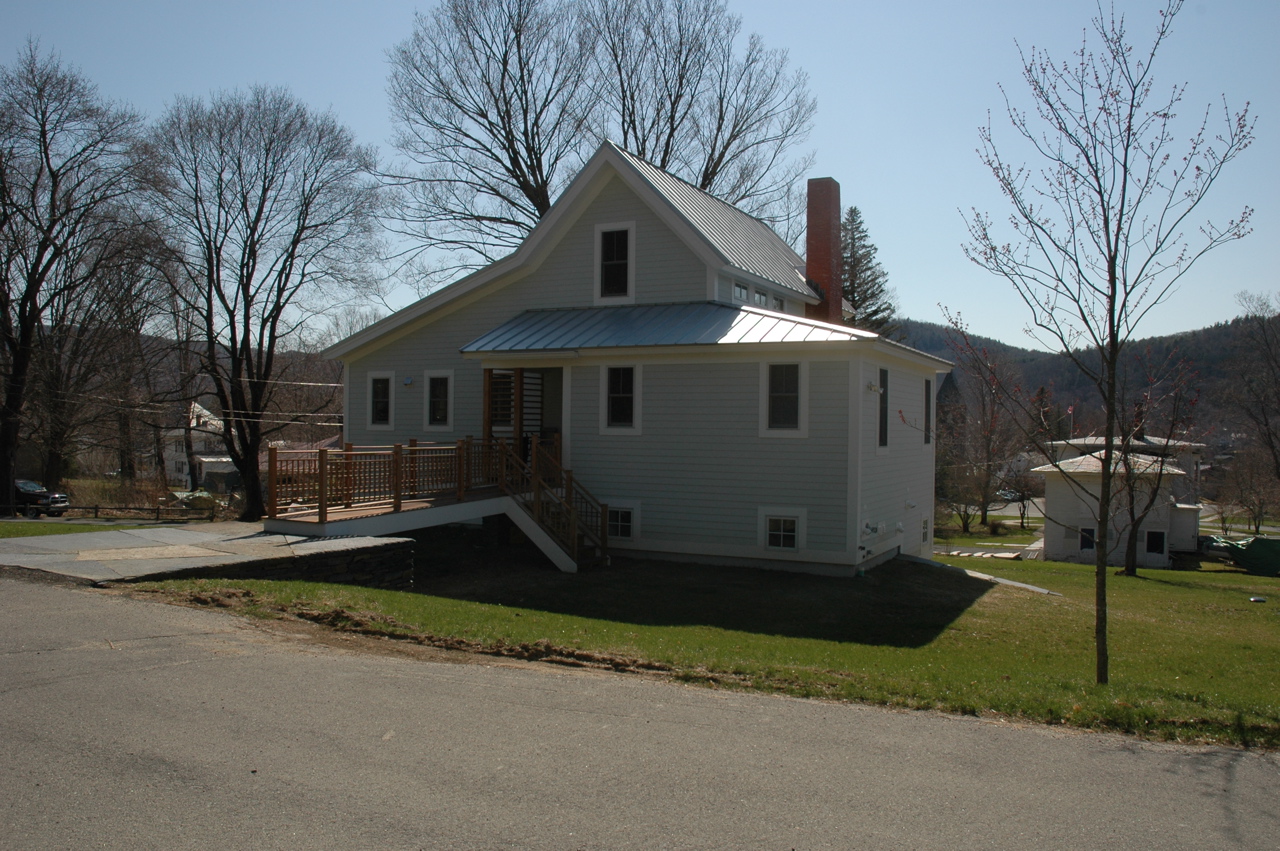 Sovereign Builders Residential Reno Shelburne 6.jpg