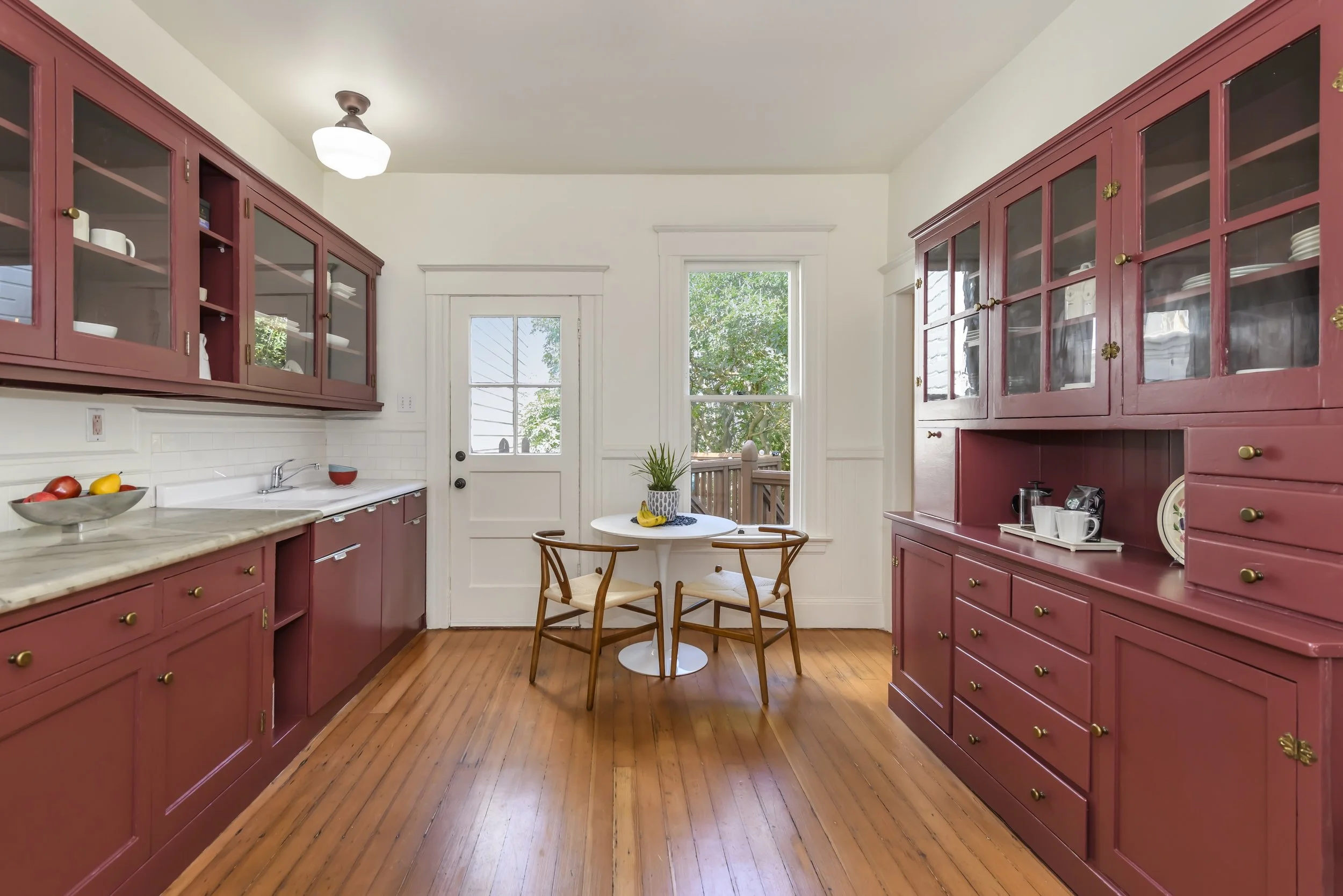 kitchen 1 copy.jpg
