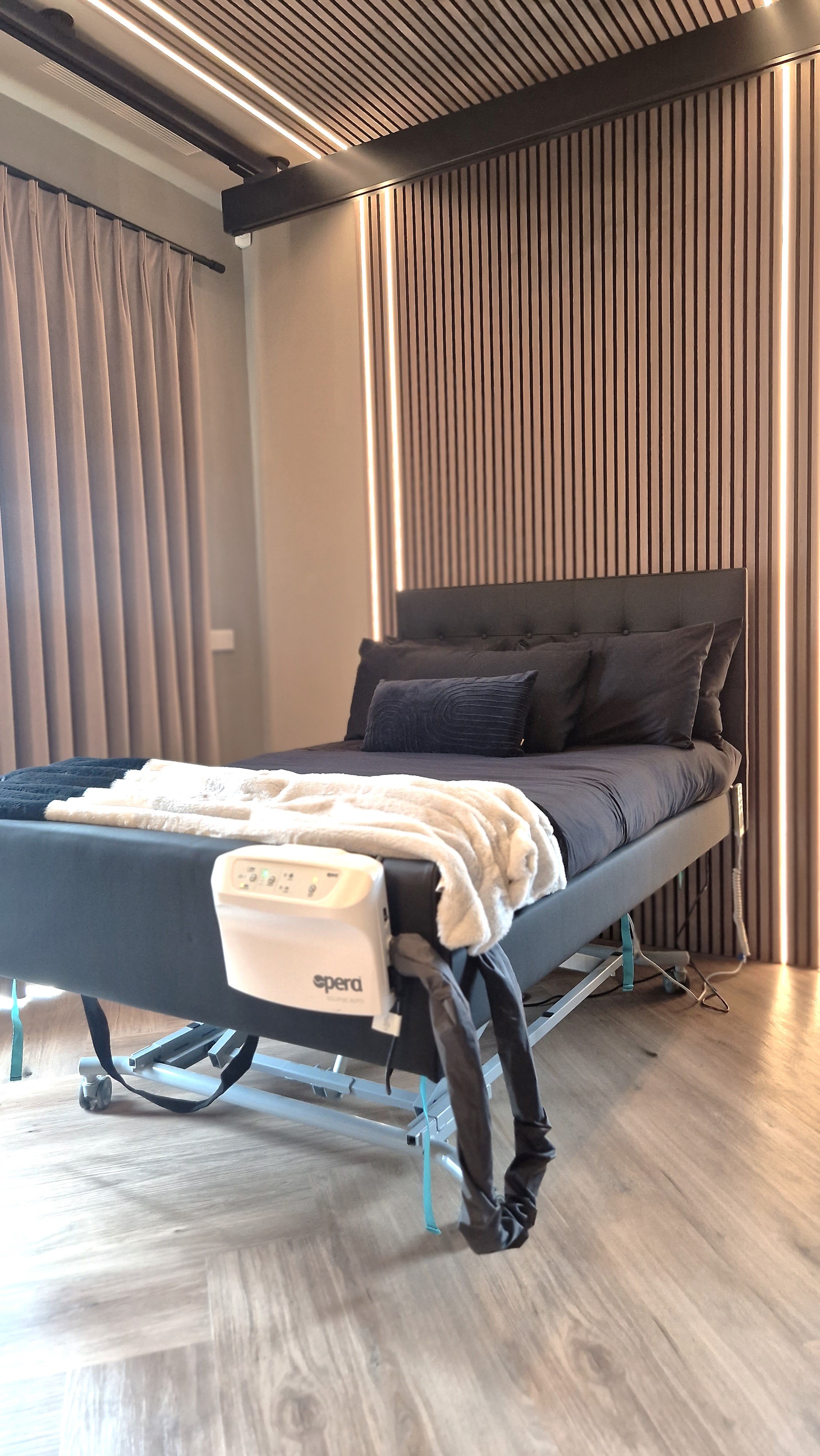 The Emerald louge, adapted living project,  Kent (4).jpg