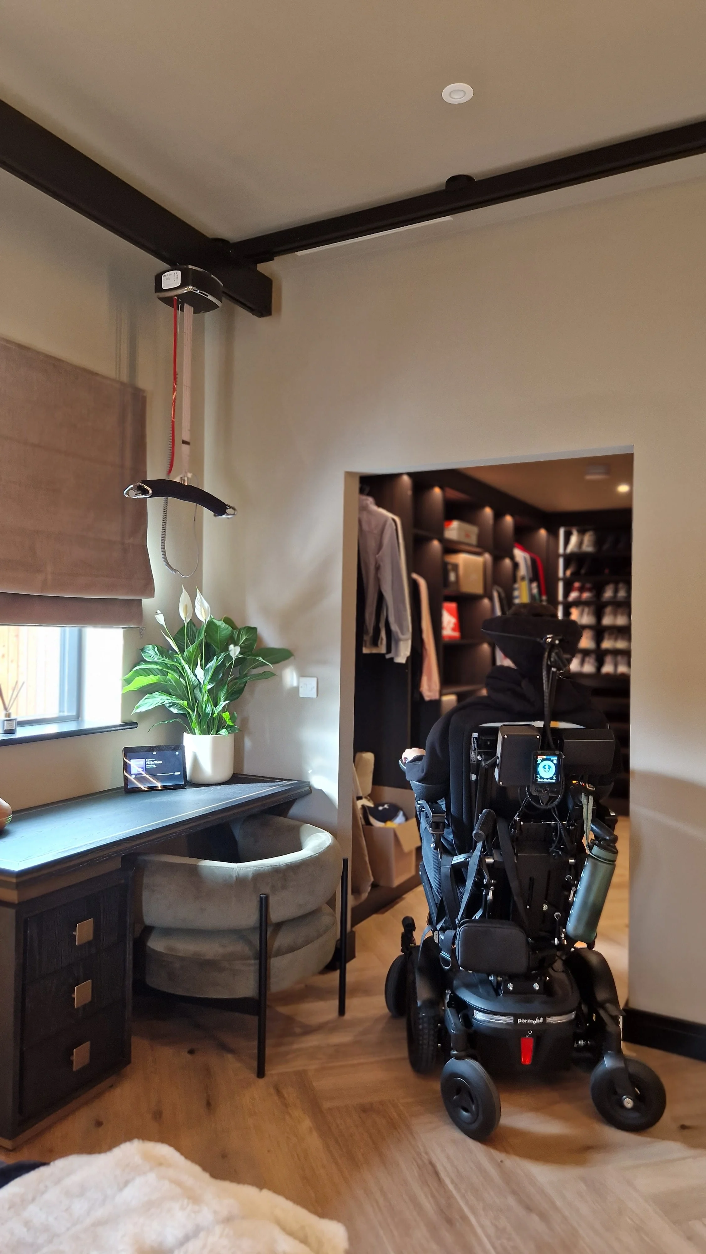 The Emerald louge, adapted living project,  Kent (1).jpg