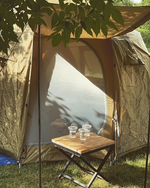How we send off summer. Add camping to the list of endless JoJo Cup uses! 🏕💦
.
.
#monday #camping #parentingtips #getoutside #naturelovers #jojocups #thrillsnotspills