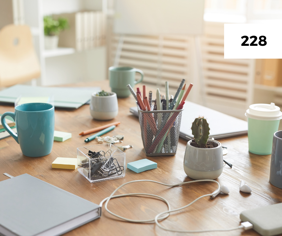 Declutter with Me - Why Do I Still Have Clutter?