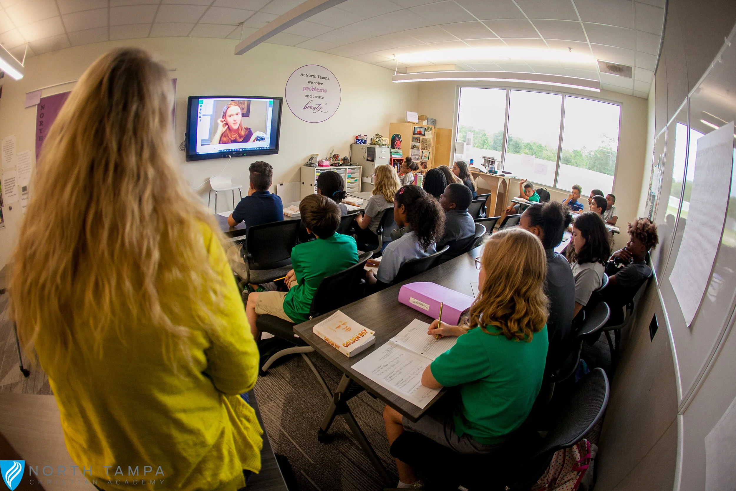 Monique Rothe in the classroom 