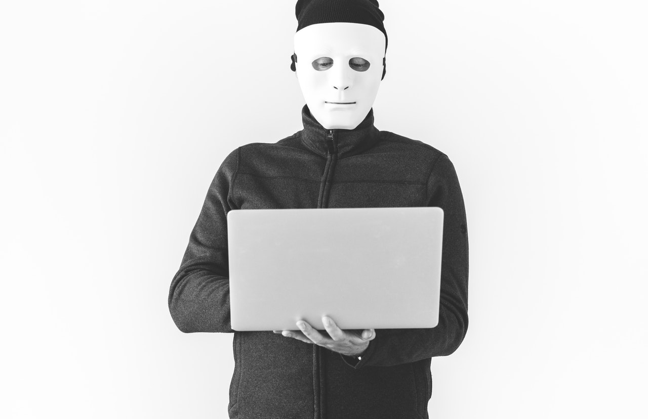 man-mask-isolated.jpeg