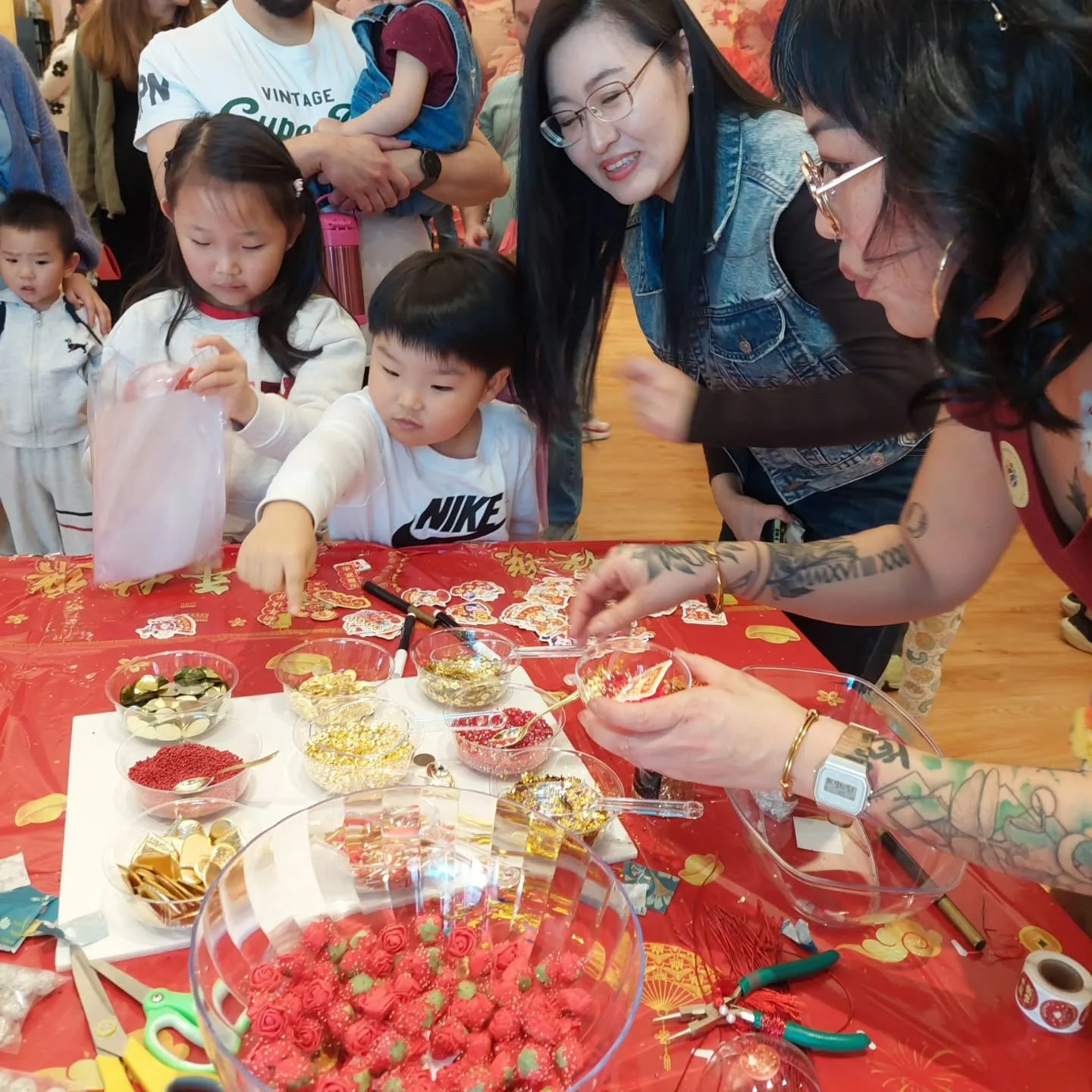 Goldmark artist Sarah Heng @prismaticmuse represented the Goldmark artist community at last Saturday's Lunar New Year Celebration at Haggard Library @planolibrary !

Sarah conducted a hands-on art demo where participants of all ages could make and ta