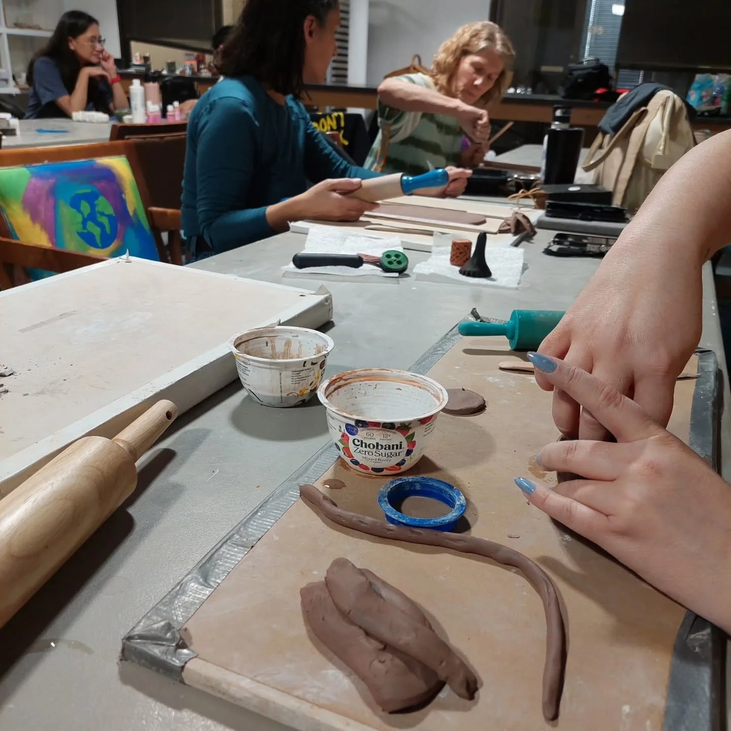 Goldmark artists and friends can look forward to another busy Community Art Thursday this week at the Goldmark Cultural Center!

During this free, weekly meet-up in our Auditorium on Thursdays from 10.30am to about 3.00pm, artists get hands-on with i