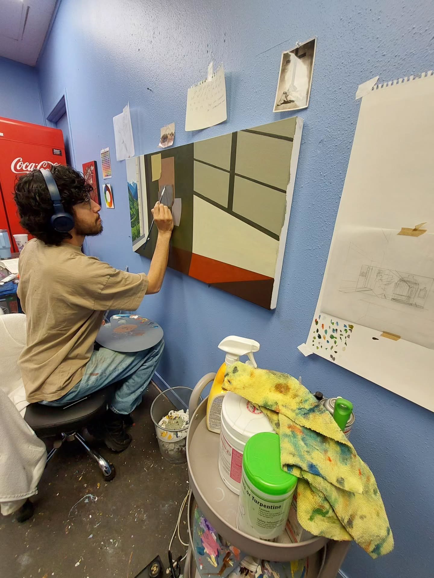 Goldmark artist Allan Sandoval @allansandovalpacheco is finishing a painting in his Goldmark art studio for the upcoming "Hecho in Dallas" group exhibition at the Latino Cultural Center!

Many members of the Goldmark artist community regula