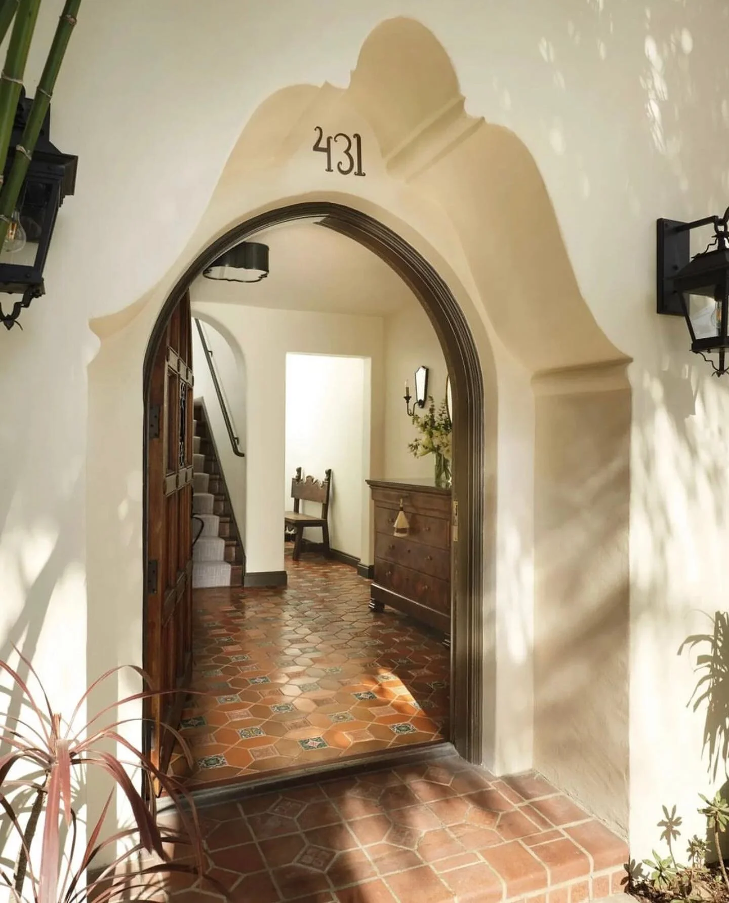 We love this entryway detailing on this 1927 historic home. Repost via @cook_construction_sf | Photo captured by @rbradleyphoto