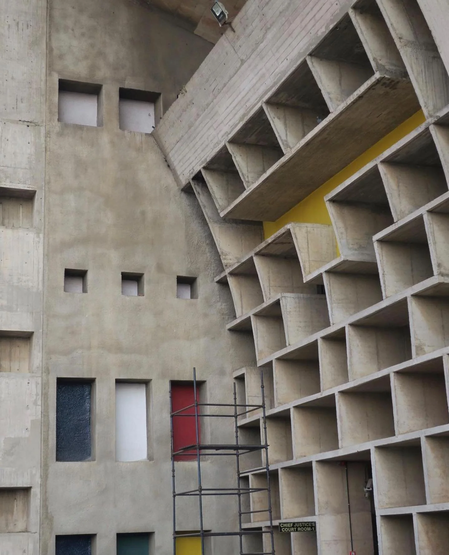 Le Corbusier in Chandigarh, India...Repost via @jeffreygraetsch #architectureinspiration