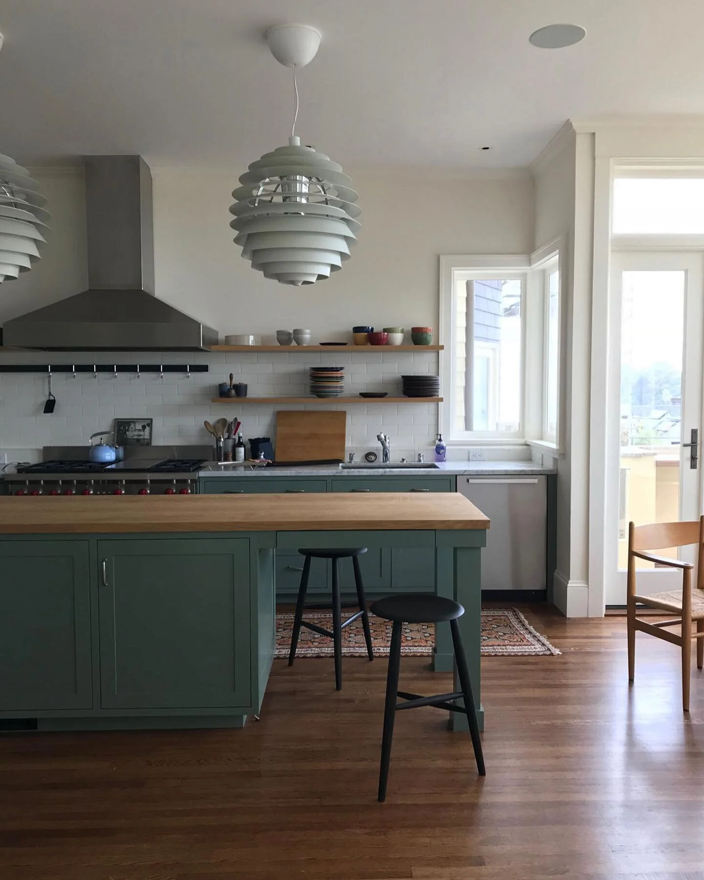 &ldquo;An interior is above all a question of shapes and geometry,&rdquo; explains Martin Young, a concept evident in this apartment in San Francisco which overlooks the bay and the Golden Gate Bridge.&quot; -Our Feature in AD France. Link in bio to 