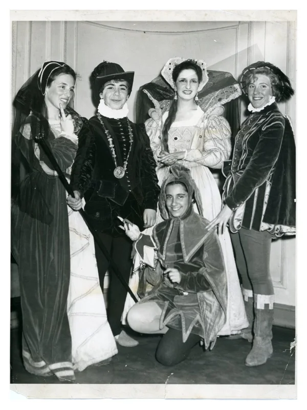 C37 Estelle Jacobs - Sandra Mildiner - Sharon Rose - Gloria Rubinstein - Mildred Salklin 