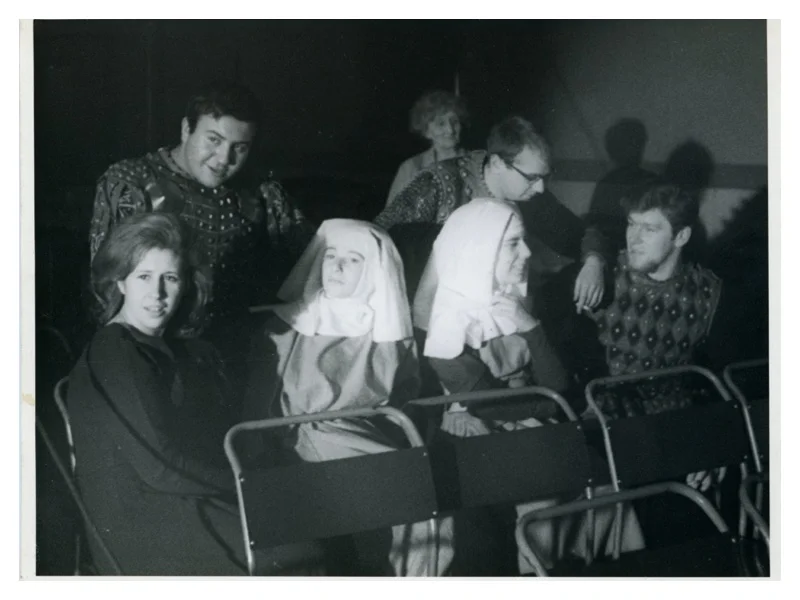 C514 Ralph Barnet - Mrs Berman - Adrian Mildiner - Alan Travell - Marsha (?) 