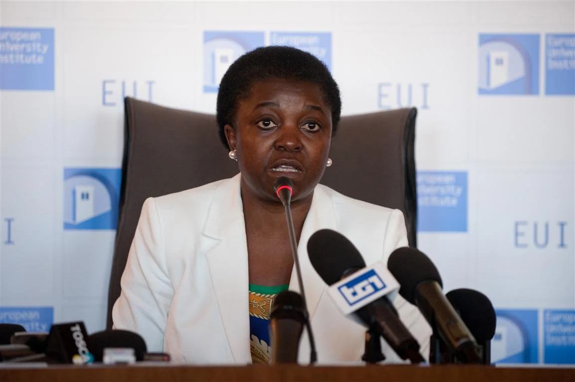 Former Immigration Minister Cecile Kyenge gives a speech at the European University Institute in 2013. (European University Institute, flickr)
