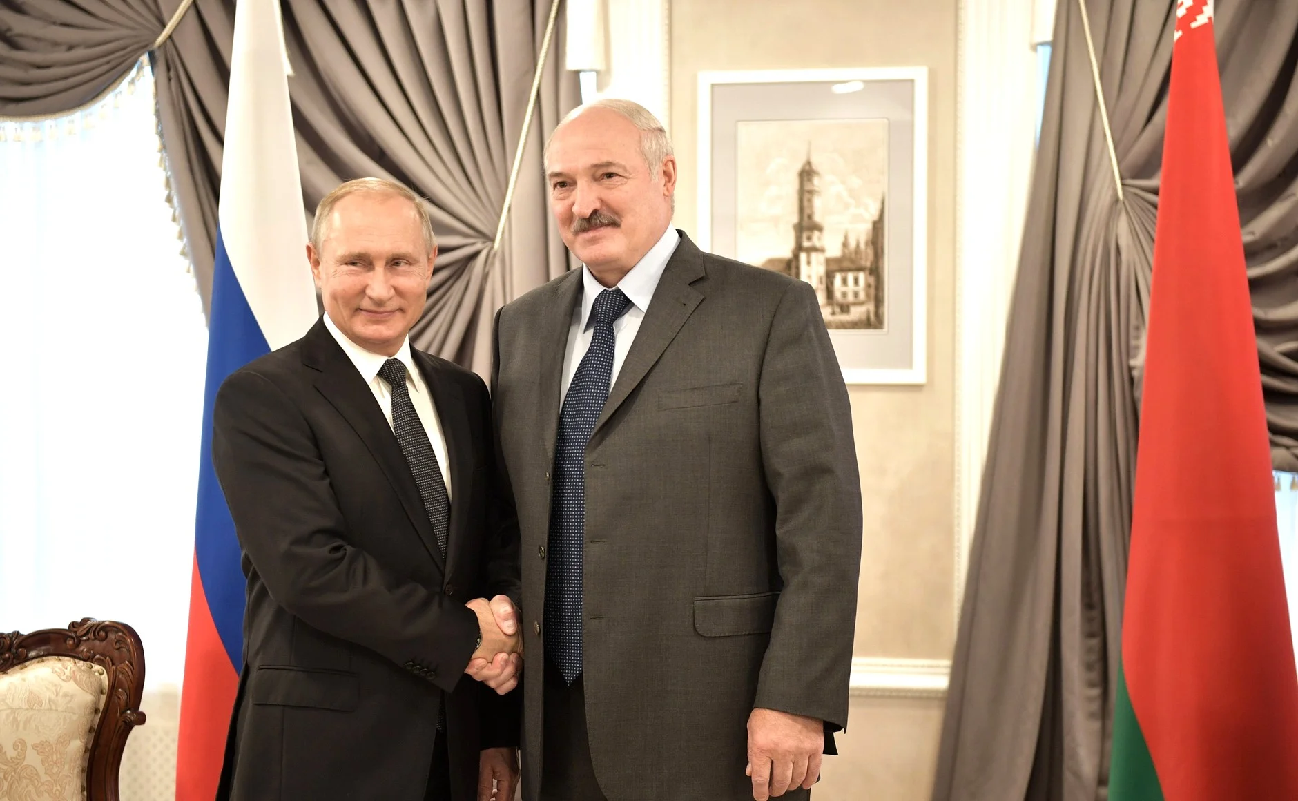 Russian President Vladimir Putin, left, and Belarusian President Alexander Lukashenko, right, pictured at the Kremlin after a meeting in October 2018. (The Kremlin)