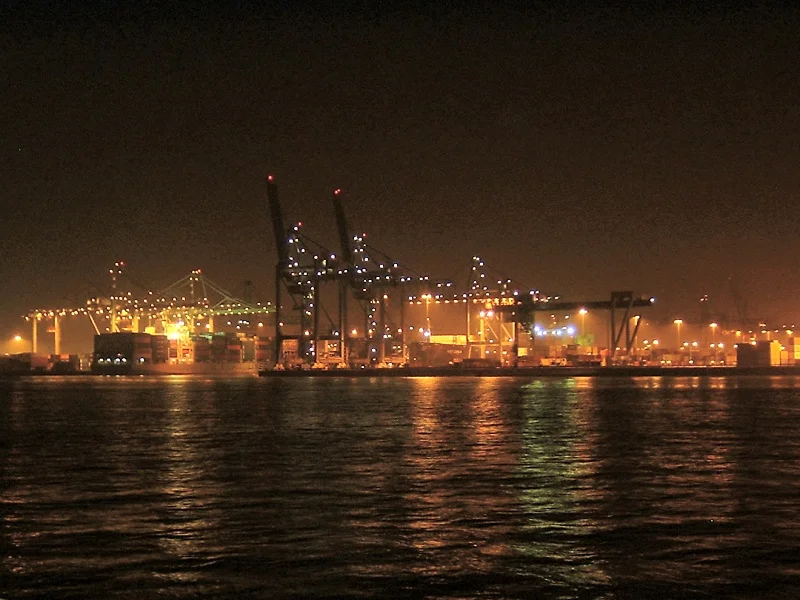 The Dutch port of Rotterdam manages 54 million tons of British or Britain-bound cargo each year. (Wikimedia Commons)