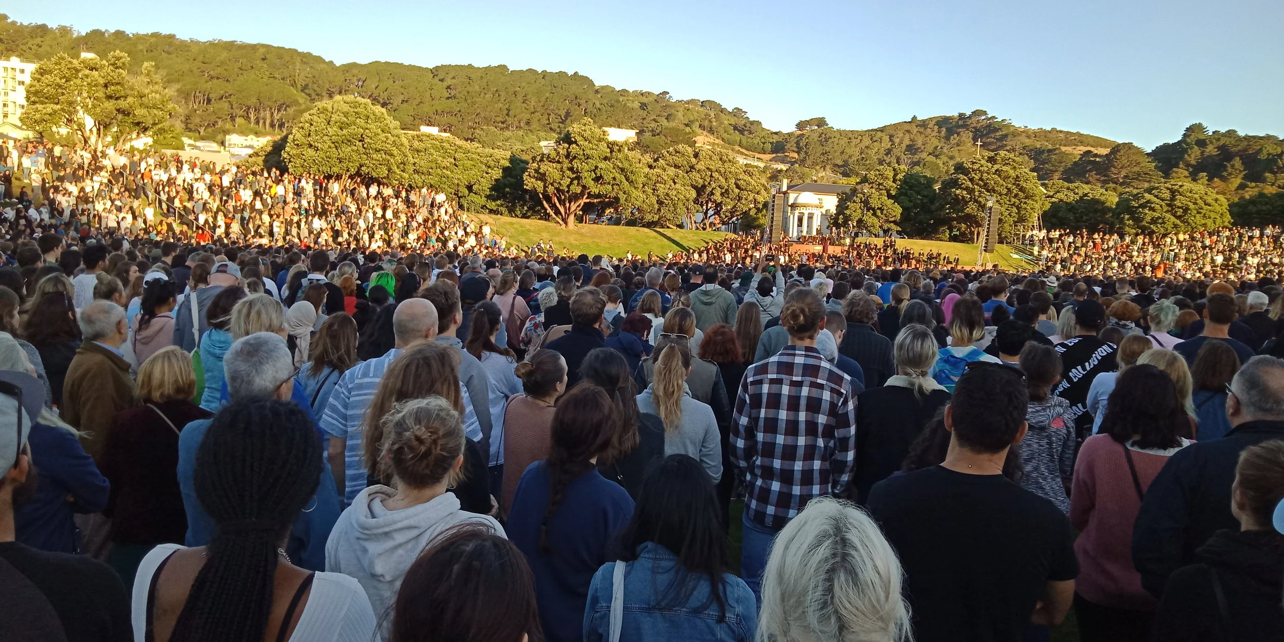 A vigil is held in Wellington for the victims of recent terrorist attacks on two Christchurch mosques. (Wikimedia Commons)