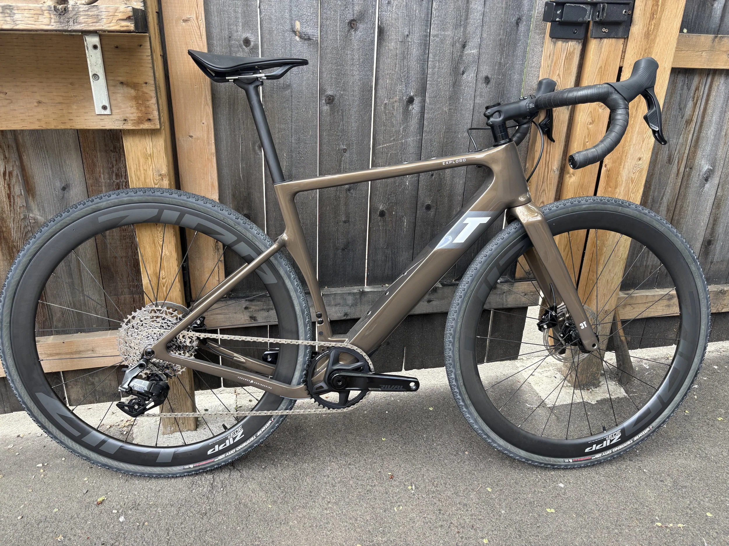 3T Exploro Ultra SRAM Rival 1X XLPR Coffee Zipp 303S