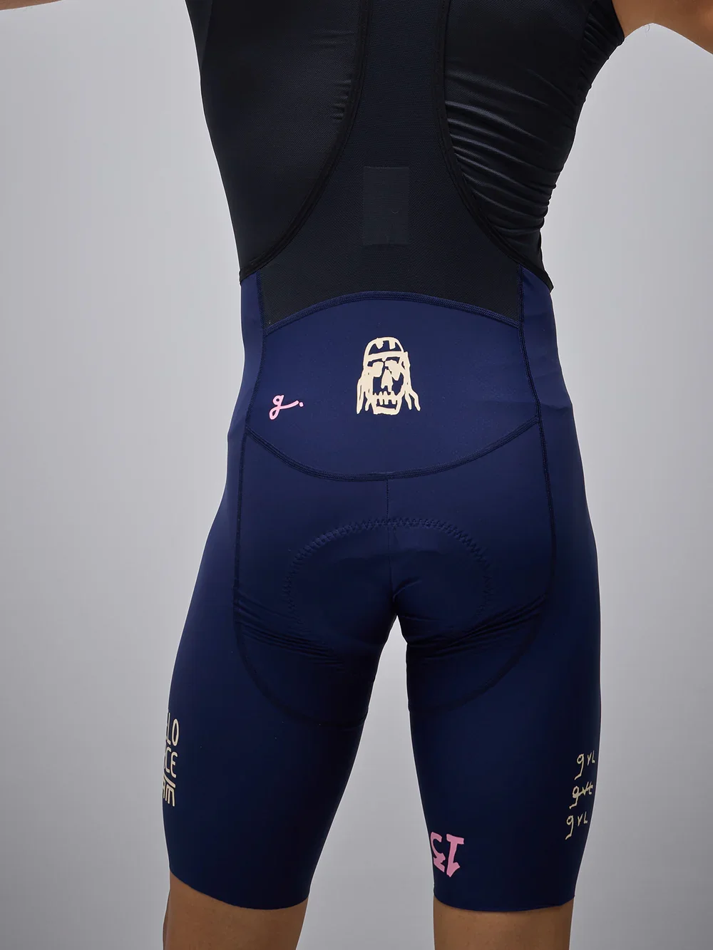 GIVELO-CYCLING-GVLRT2026-BIB-SHORTS-NAVY-3.webp