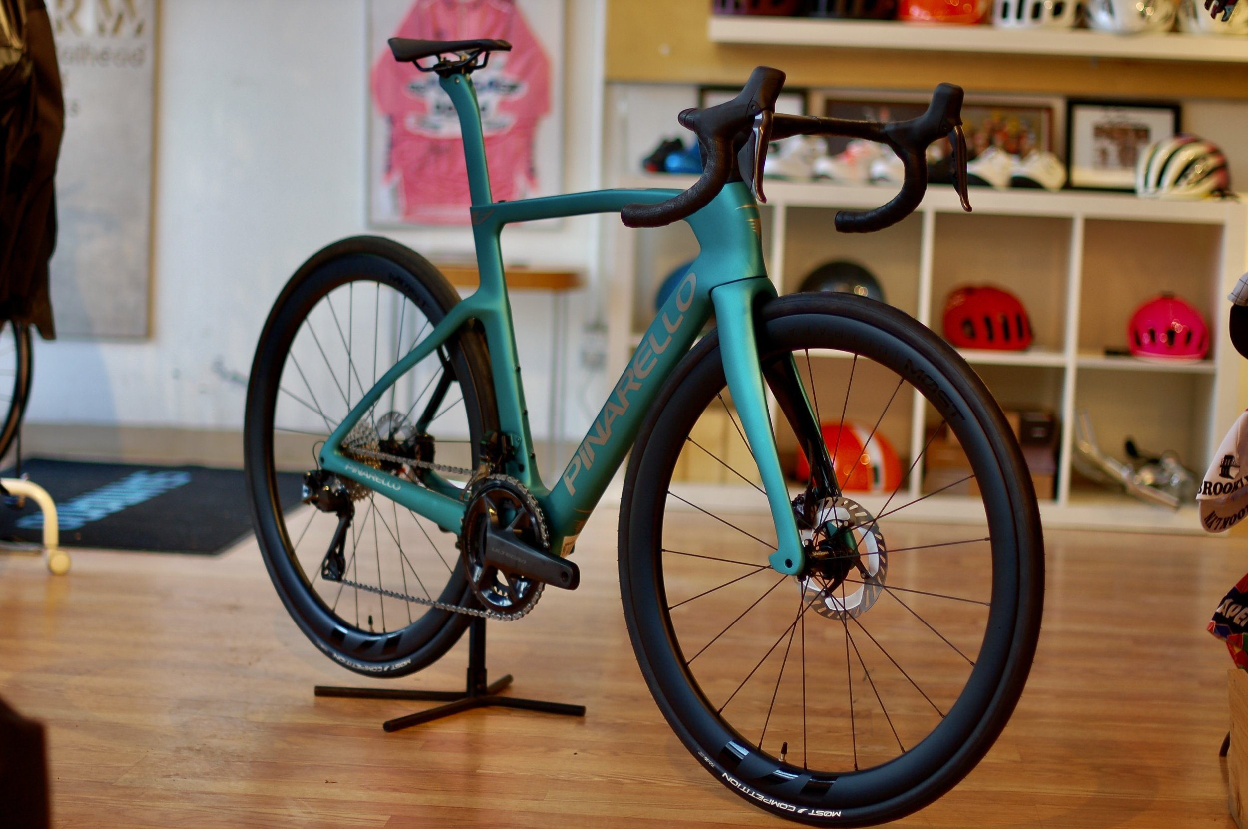 PINARELLO F7 Ultegra Di2 Formula Green Matt 53 cm