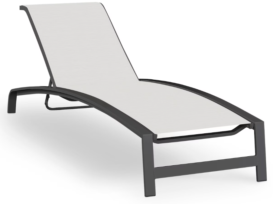 basspoolchaise.PNG