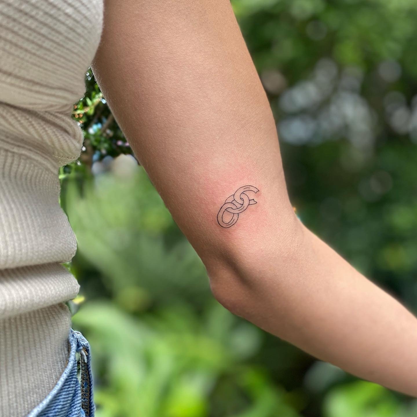 30 Fine Line Tattoos for Minimalist Guys and Girls  100 Tattoos
