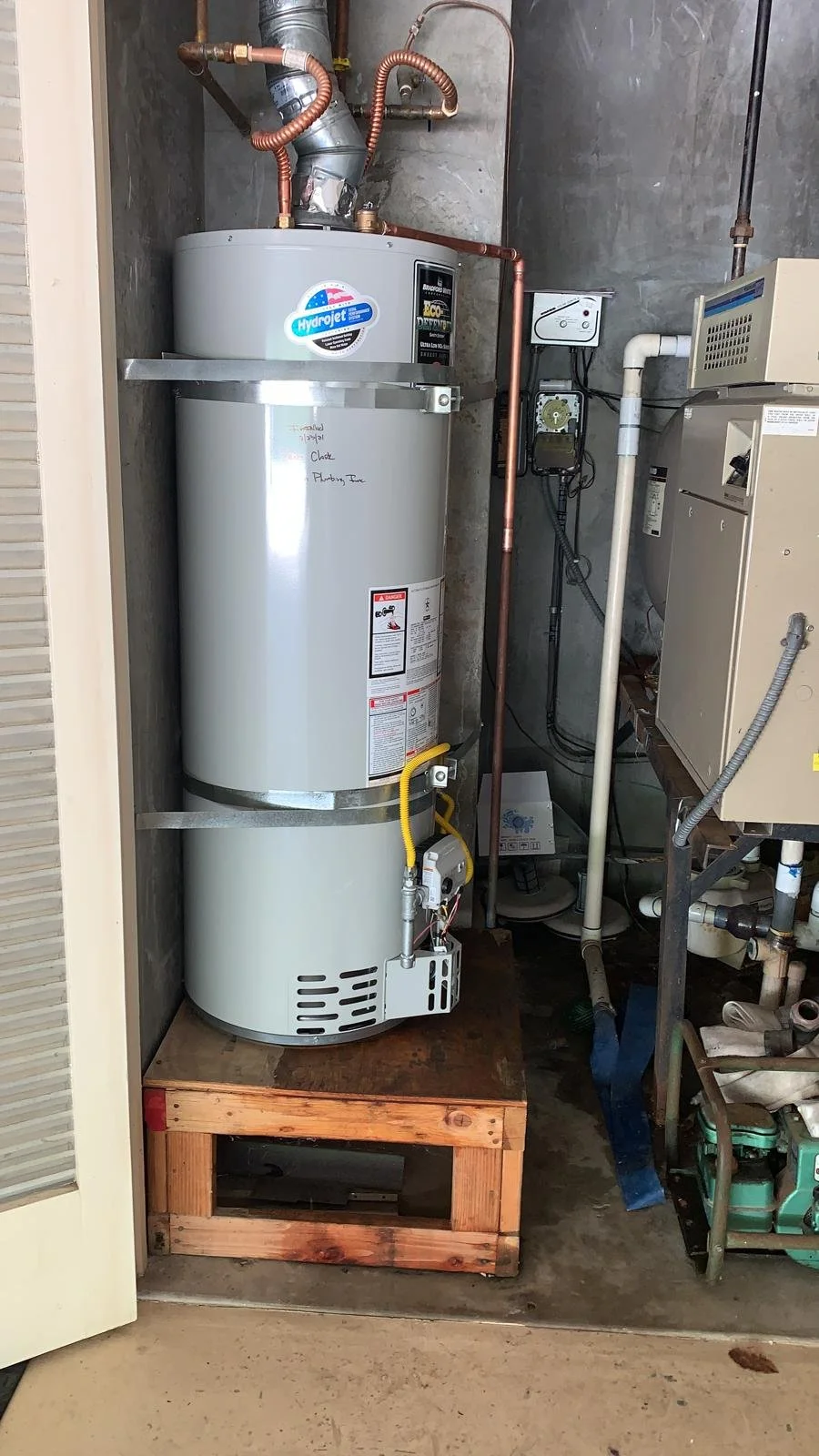 pretty 50 gallon water heater Troy.jpg