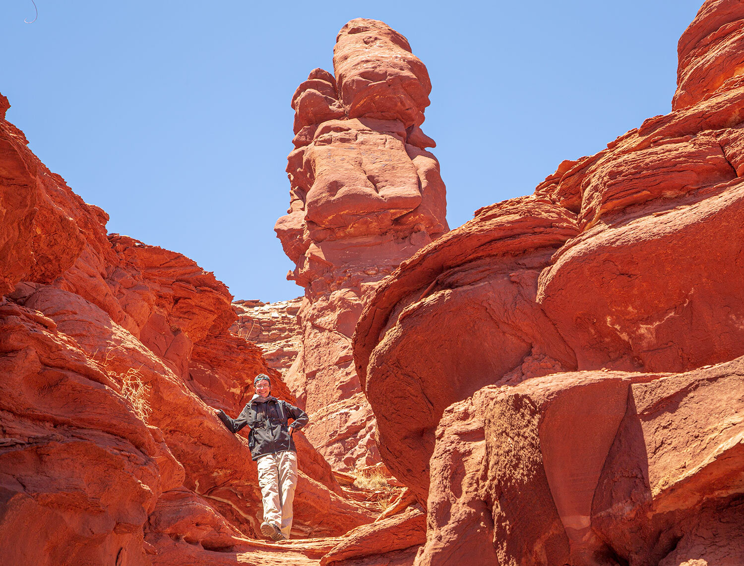 moab-andie-climbing-3.jpg