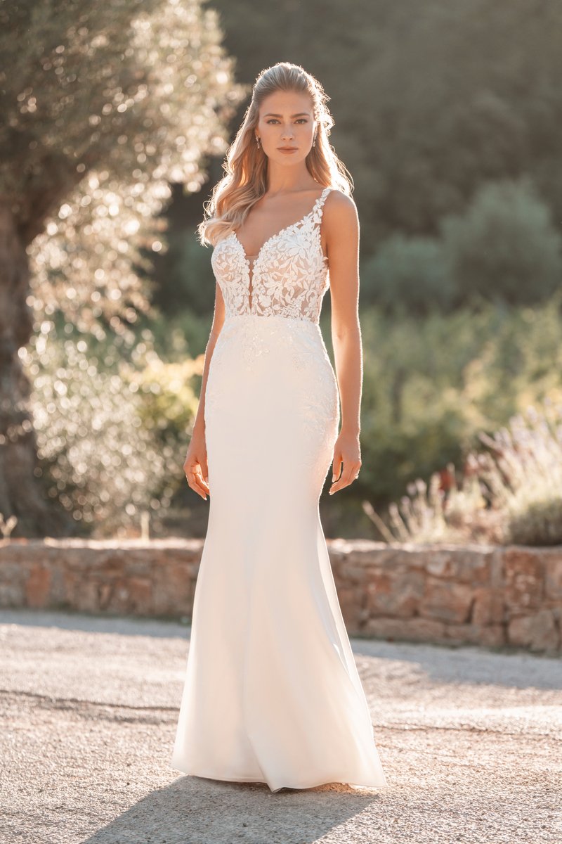 A1305 | Allure Bridals