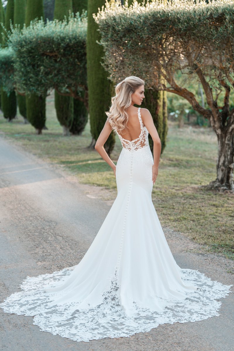 A1305 | Allure Bridals