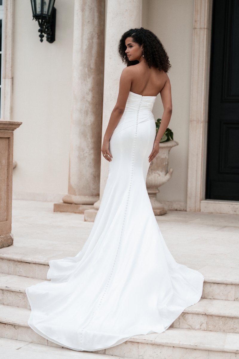 Style A1367NC | Allure Bridals