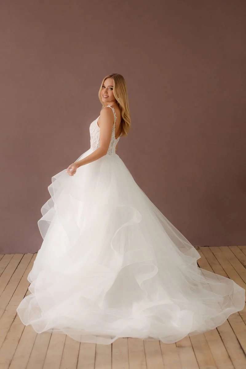 X163 | Abella Studio 