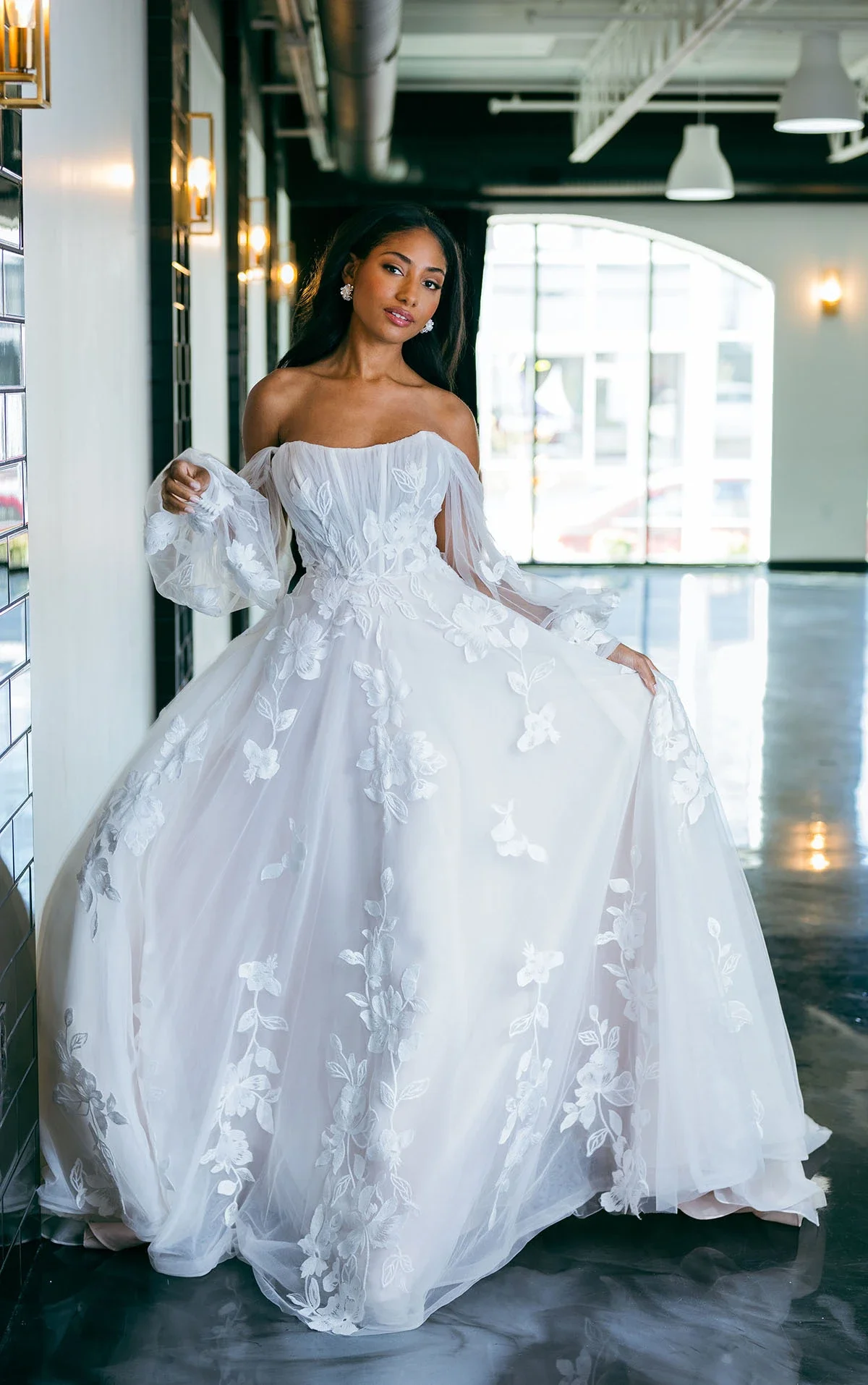 Style D4029 | Essense of Australia 