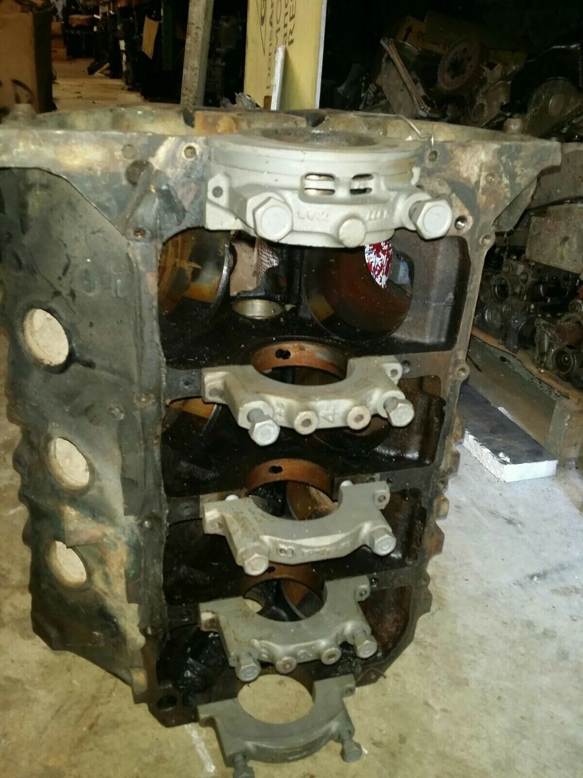 1970 400 Pontiac Engine Block And Caps YD 9799914 — Engine Part Liquidation