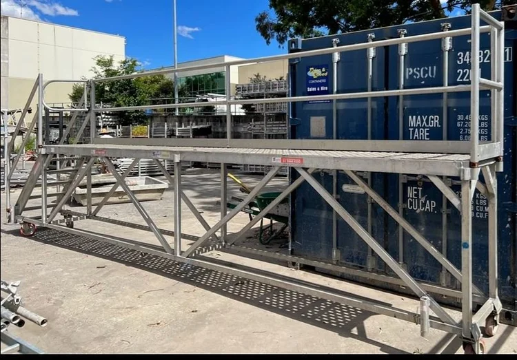 Truck Loading Access Platform Hire - deck lengths 3.0 to 6.0m — THE ...