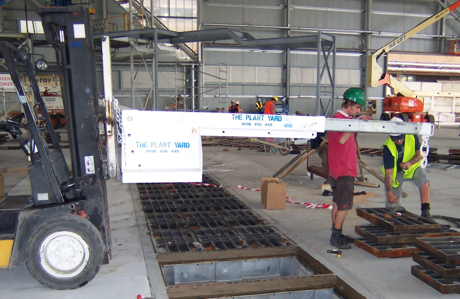 Lifting Equipment Hire — THE PLANT YARD
