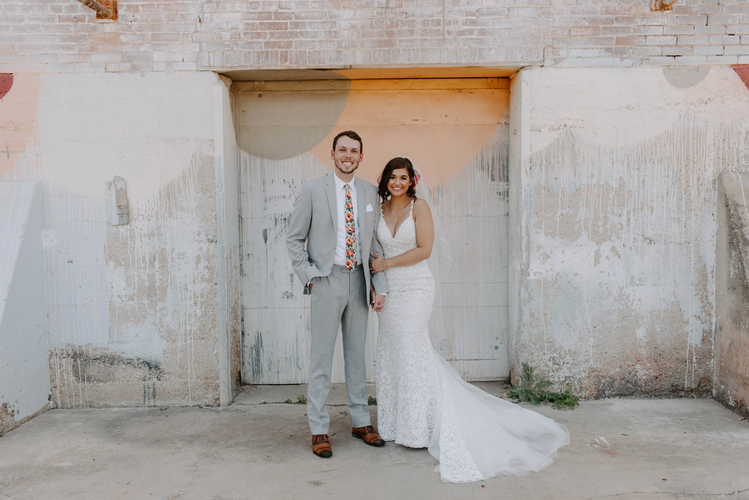 Brik Venue Fort Worth Summer Wedding--4.jpg