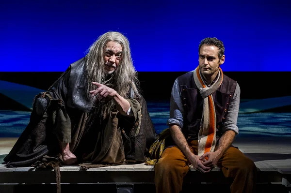 Thom Sesma and Jonathan Raviv .