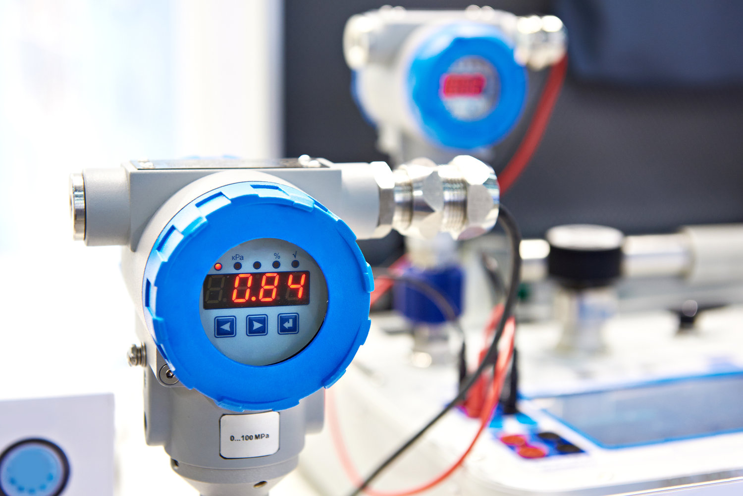     Mechanical &amp; Electrical Calibration Labs    Learn More   