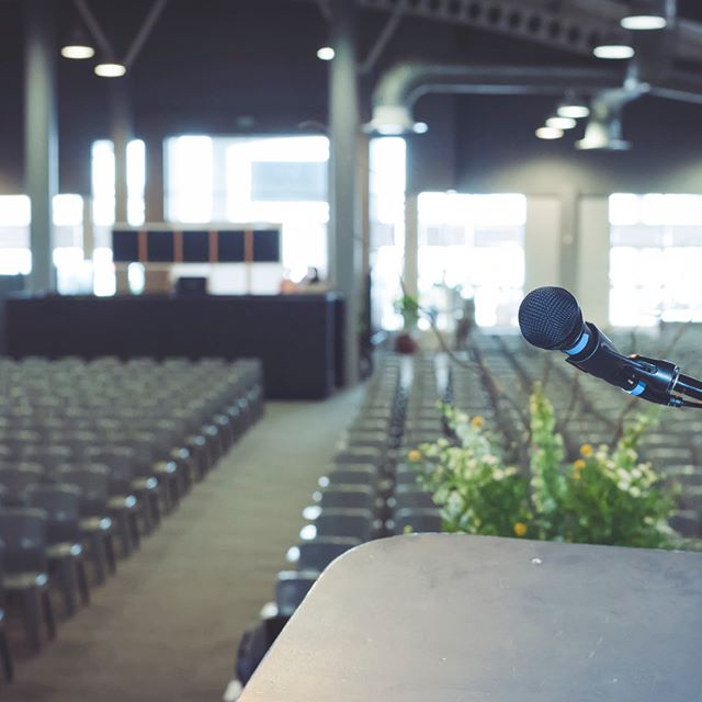 With seating for 1350 people our auditorium is the ideal venue for large conferences and graduations. Enquire now, link in bio.
.
.
.
.
#TheStation #TheStationUrbanEventSpace